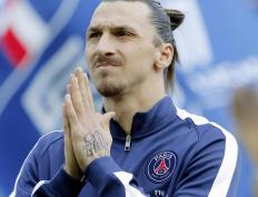 开云体育登录-德式命运的分水岭，拜仁多特一役定乾坤，西班牙战术大师拆解枪手德国引擎