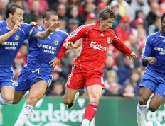 开云体育登录-引擎咆哮与篮球风暴，F1新赛季揭幕战的硝烟与CBA的压倒性征服