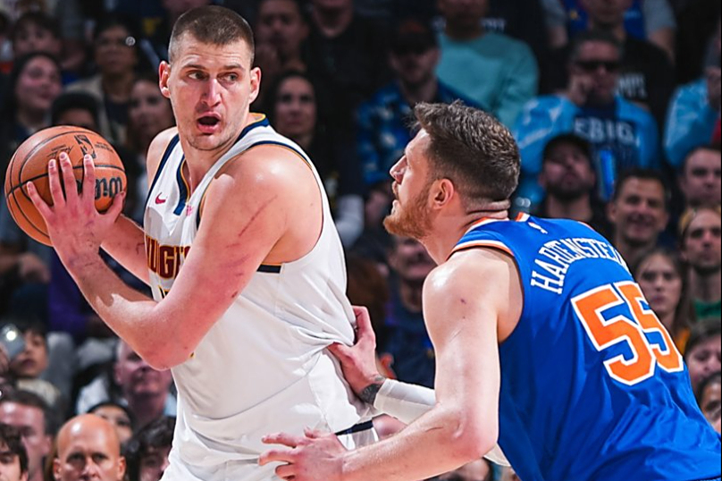 开云官方app入口-MAD翻盘DFM,369打出惊人五杀宿敌对决四强赛,点燃全场激情