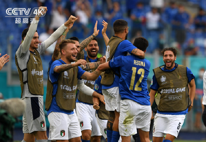 开云官方app入口-欧洲杯半决赛战队竞逐,赛场上风起云涌