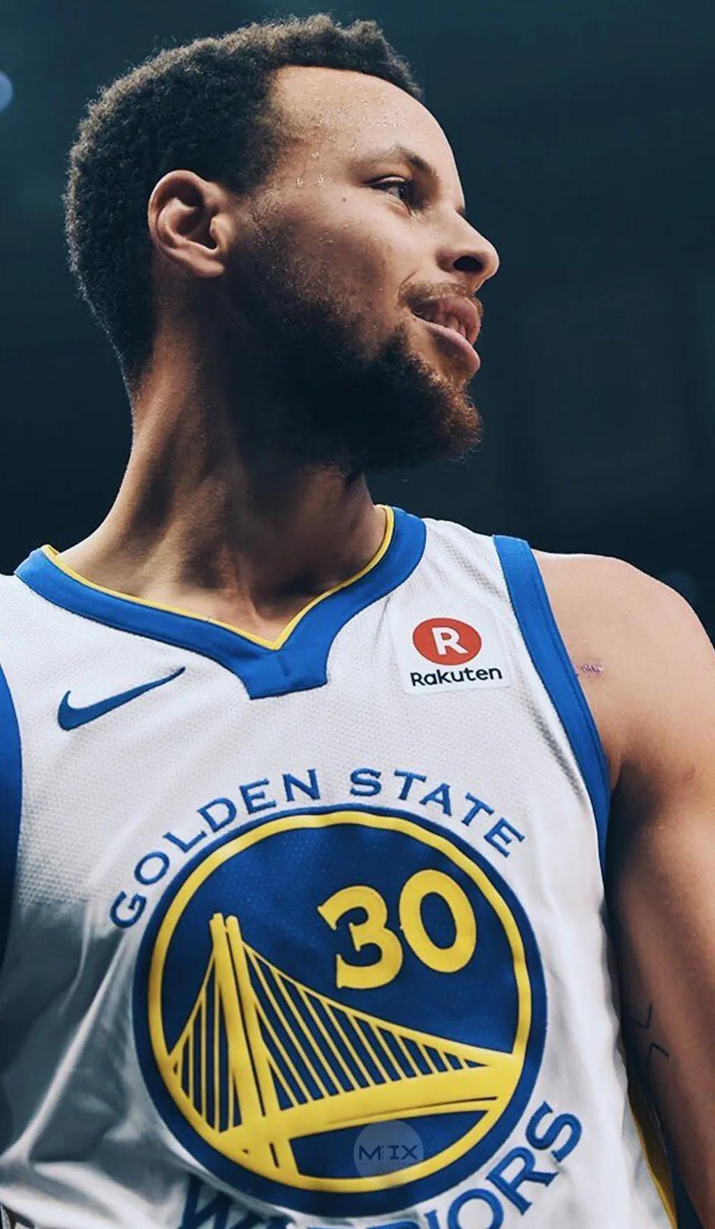 开云体育中国-勇士大胜独行侠，库里末节砍下15分