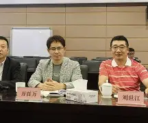 开云平台-DRX横扫MAD，Jankos极限生还后反打强强对话入围赛，点燃全场激情的简单介绍