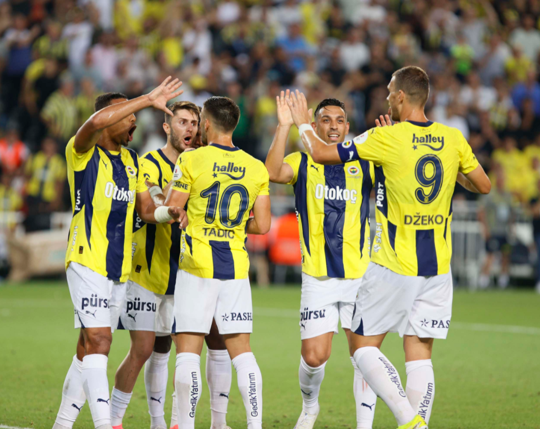 开云体育入口-波尔图欧洲征程惊艳，逼平皇马队员齐声颂