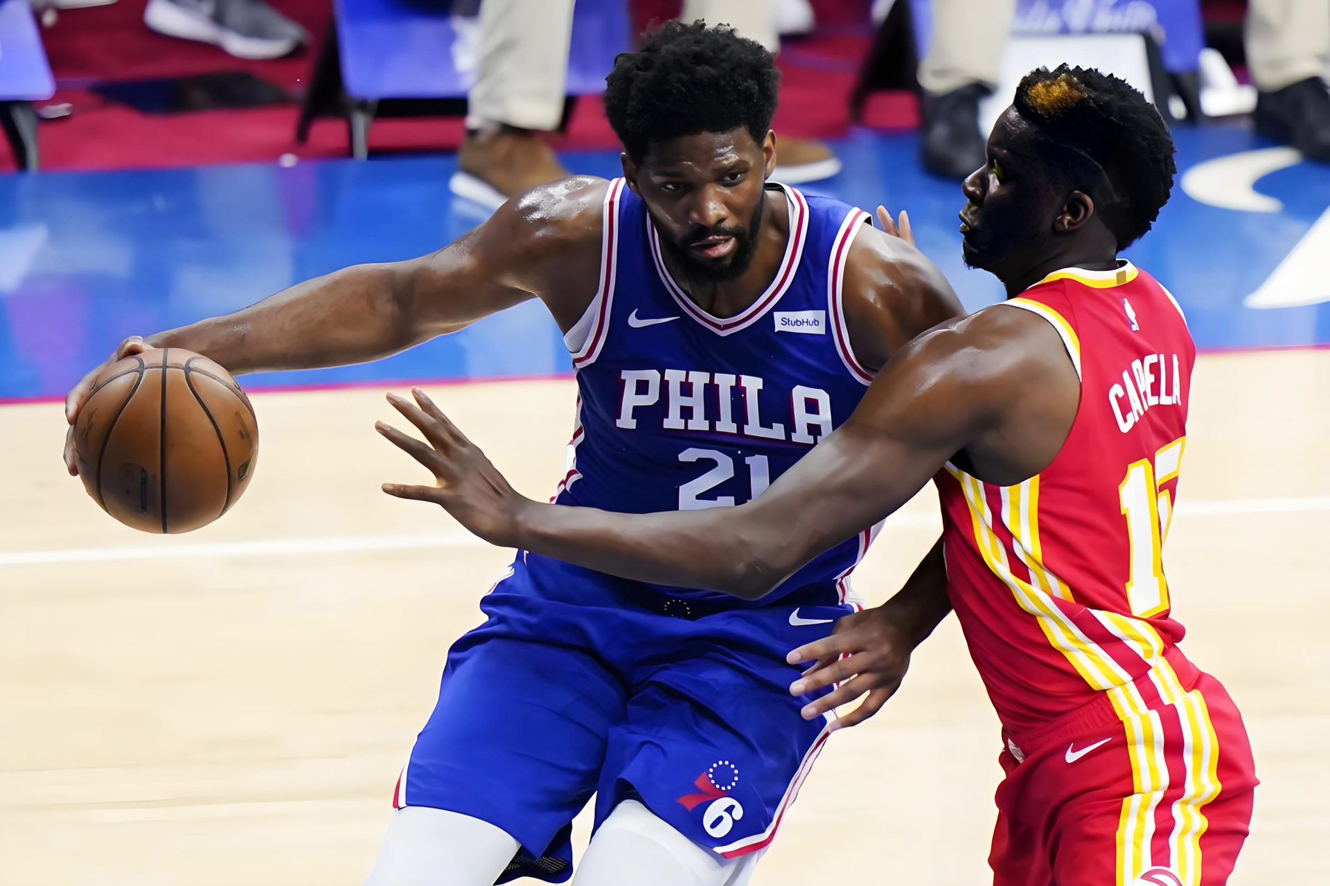 开云下载-76人险胜开拓者，恩比德表现抢眼