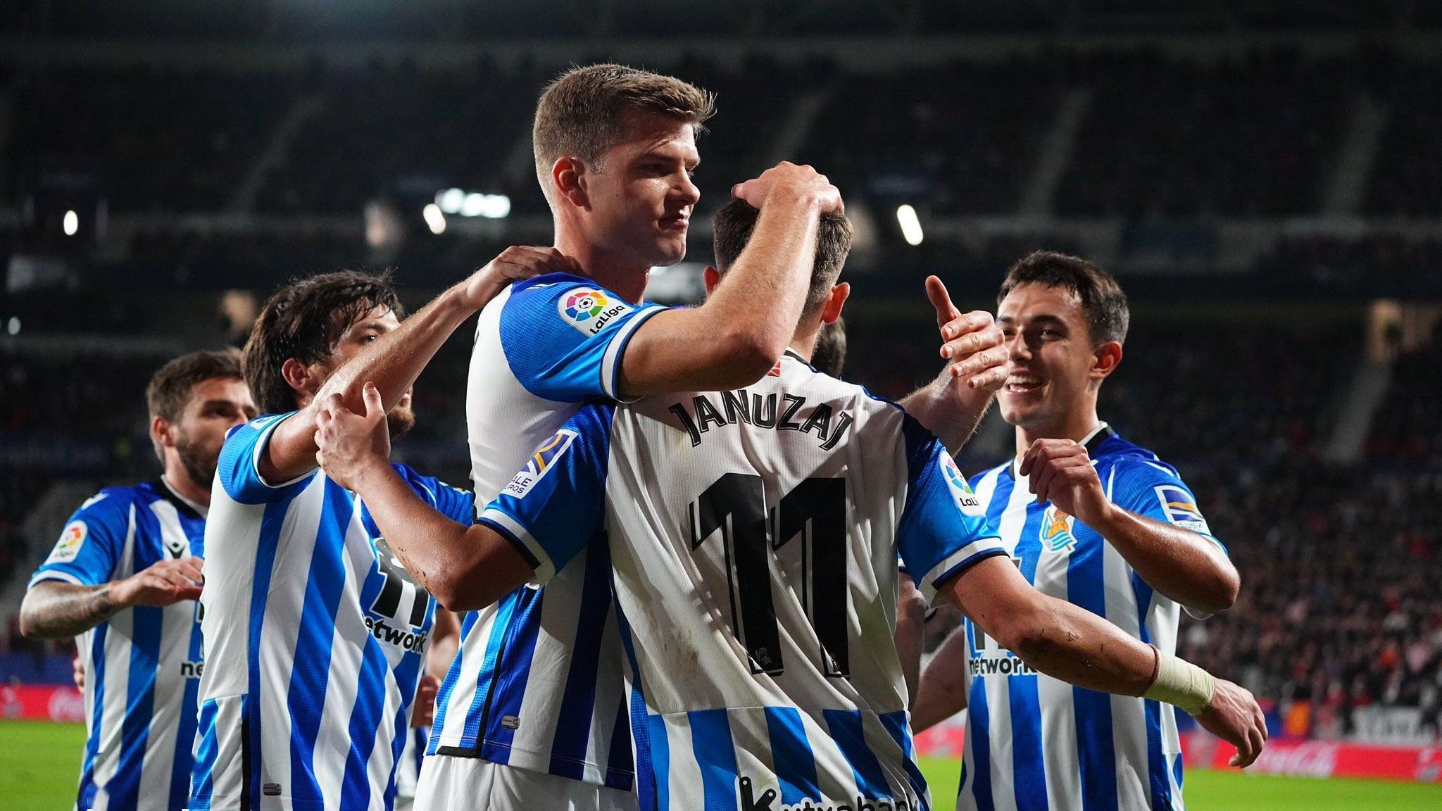 开云官网-塞维利亚完胜波兰，马尔基尼奥斯一己之力扛起全队的简单介绍