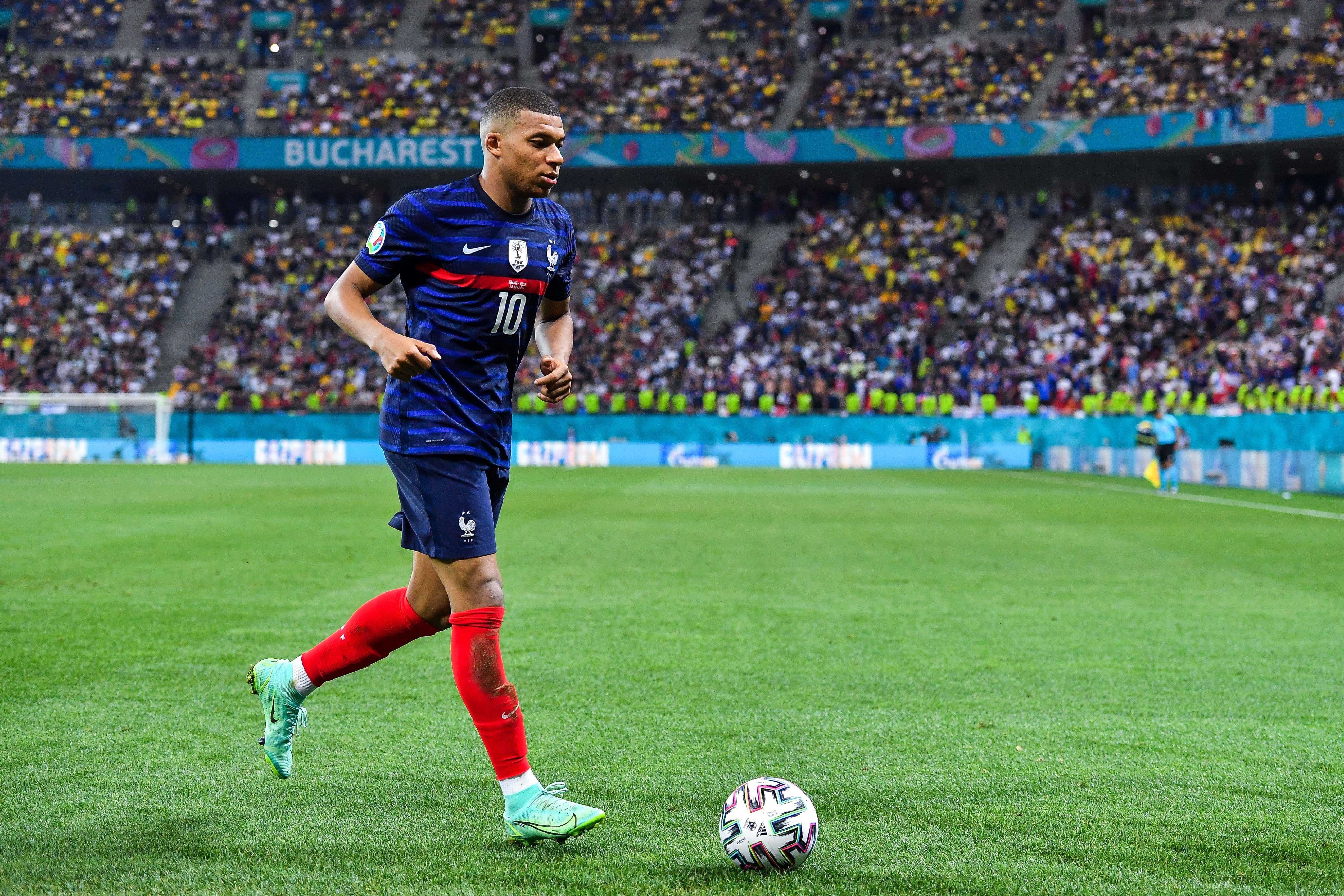 开云官网-塞维利亚完胜波兰，马尔基尼奥斯一己之力扛起全队的简单介绍