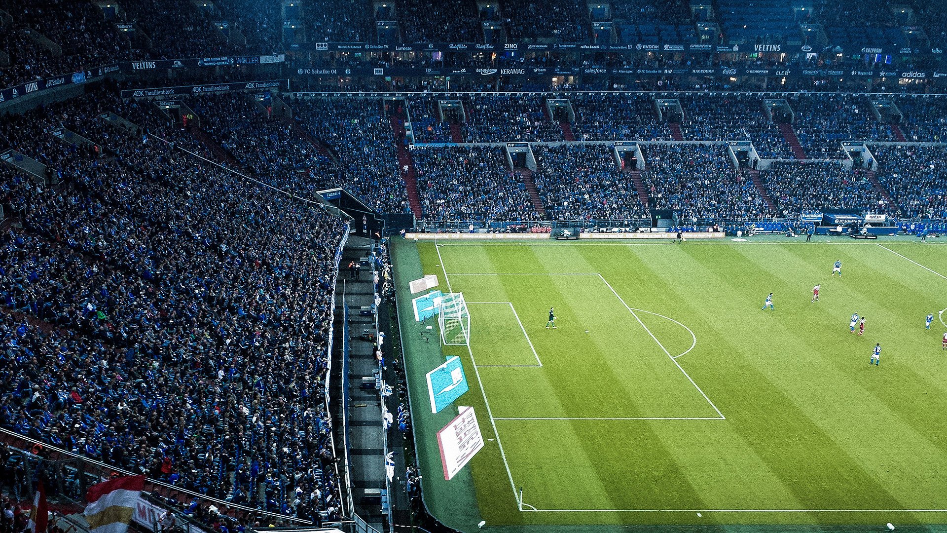 开云体育-铜矛与丝绒刀，当意大利的叹息之墙，遇上英格兰的冰与火之舞